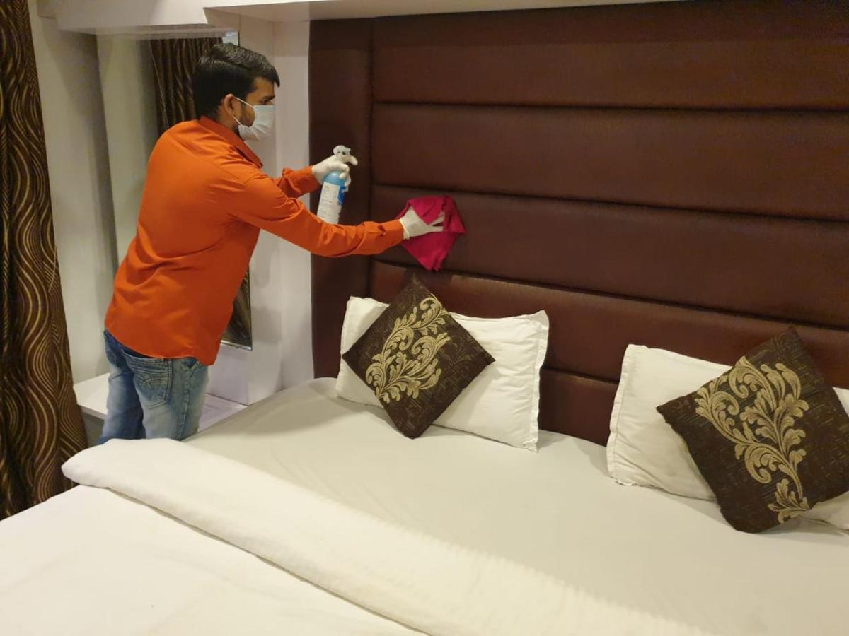 Hotel Alibaba Mumbai Exterior foto