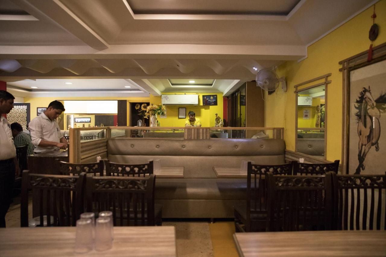 Hotel Alibaba Mumbai Exterior foto